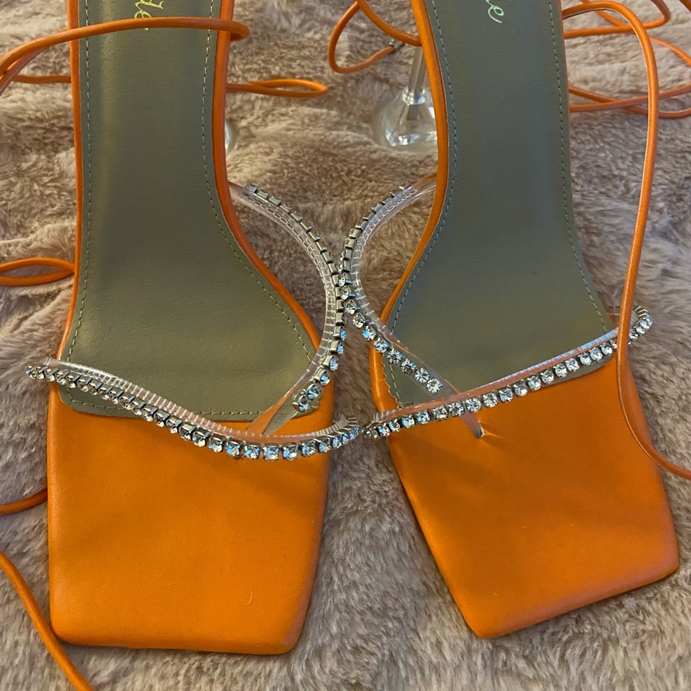 NEW Orange Lace Up Heels 💅🏾🧡